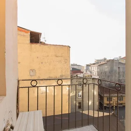 Great Location & 1bd &1lvr **taksim*galata** Apartment